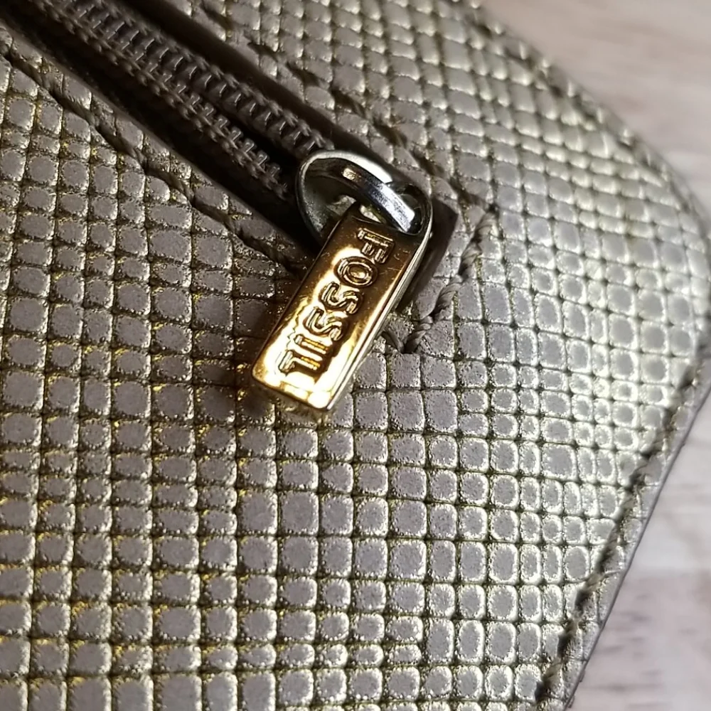 Fossil Wristlet Clutch Genuine Leather Retro Y2K Wallet Collectible